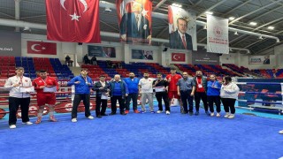 Erzurumlu sporcular ringte fırtına gibi esti