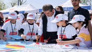 Esenlerde Barış Ekmeği Festivali renkli başladı