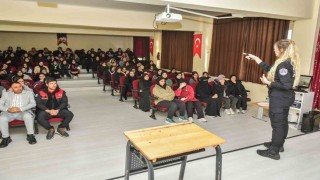 Esenyurt Belediyesinden 900 öğrenciye Afet Bilinci Eğitimi