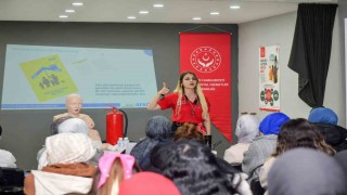 Esenyurt Belediyesinden kadınlara Afet Bilinci Eğitimi