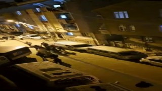 Esenyurtta vatandaşlar uyuşturucu satıcılarının peşine düştü: O anlar kamerada