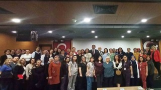 Eskişehir Şehir Hastanesinde Ebeler Haftası kutlama etkinliği