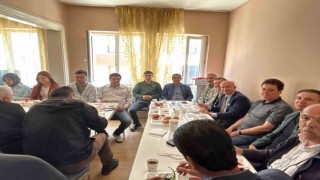 Eskişehirde okuyan Türk Dünyası öğrenci temsilcileri kahvaltıda bir araya geldi