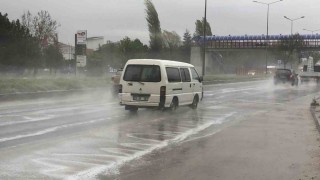 Eskişehirde sağanak yağış