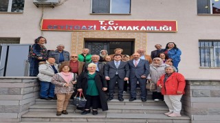 Eskişehirde şiir ve müzik etkinliğine katılan şairler ve ozanlar, gezdikleri tarihi eserlere hayran kaldılar