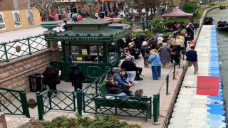 Eskişehirde turist yoğunluğu sürüyor