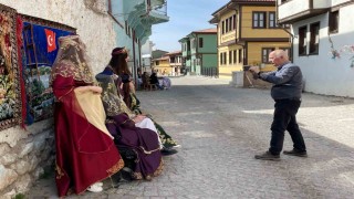 Eskişehirin kültür mirasını dükkânında yaşatıyor