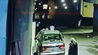 Evi kurşun yağmuruna tuttular, biri tutuklandı