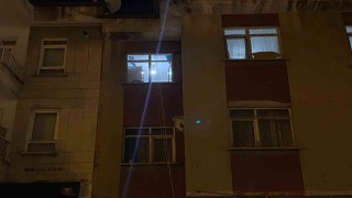 Evinin camına çıktı, etrafa ateş açtı, polise silah doğrulttu