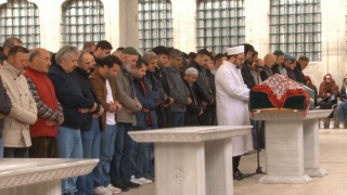 Fatihte oyuncu Sevil Akdağın öldürdüğü Elif Kırav son yolculuğuna uğurlandı