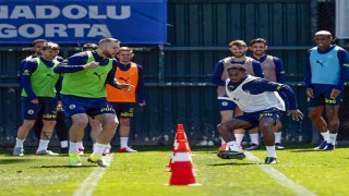 Fenerbahçe, Beşiktaş maçının hazırlıklarını sürdürdü