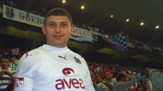 Fenerbahçe-Trabzonspor maçını izlerken fenalaştı, yoğun bakıma alındı