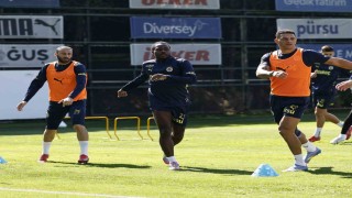 Fenerbahçede Trabzonspor mesaisi devam etti