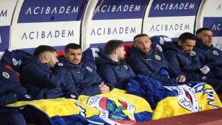 Fenerbahçeli oyuncular battaniyeye sarıldı