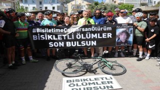 Fethiyede bisiklet topluluğu hayatını kaybeden Alkan için pedal çevirdi