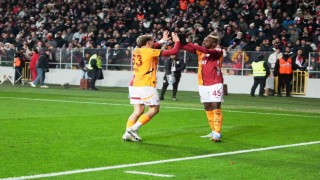 Galatasaray, Samsunspora karşı galibiyet serisini 8e çıkardı