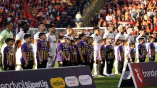 Galatasarayda 3 değişiklik