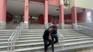Göçmen kaçaklığı operasyonu: 2 kişi tutuklandı