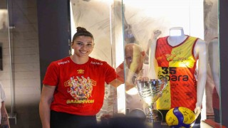 Göztepe Voleybol, kaptan Cerenle sözleşme uzattı