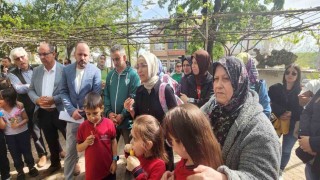 Güvenlik önlemlerinin yetersiz olduğu yol mahalleliyi çileden çıkardı