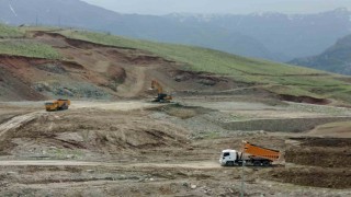 Hakkaride ikinci futbol stadı için çalışmalar başladı