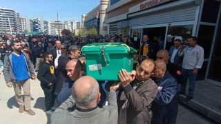 Hastane çalışanlarından mesai arkadaşlarına son görev