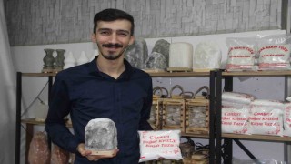 Hayalindeki işi kurdu, Çankırı kaya tuzunu Türkiyeye pazarlıyor