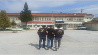 Hırsızlık suçundan 18 yıl hapis cezası ile aranan şahıs yakalandı