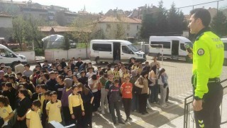Hisarcık polisinden öğrencilere trafik güvenliği eğitimi