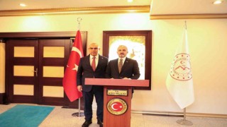 İçişleri Bakan Yardımcısı Turan: Sahipsiz hayvan sorununu Türkiyenin gündeminden çıkaracağız