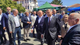 İçişleri Bakanı Ali Yerlikayadan Mevlüt Çavuşoğluna taziye ziyareti