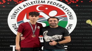 İçliden üç adım atlama branşında Türkiye Şampiyonluğu