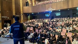 Iğdırdaki eğitim kurumlarında uyuşturucu ile mücadele eğitimi