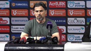 İlhan Palut: İkinci yarı oyuncular çok iyi performans gösterdiler
