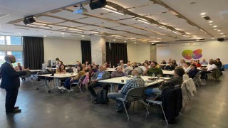 İngiliz profesörden İzmir Ekonomiye tam not