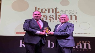 İnönü Belediye Başkanı Serhat Hamamcıya anlamlı ödül