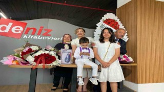 İnsan Kendine Yabancı şiir kitabının imza günü düzenlendi