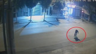 İşe gitmek için servis bekleyen genç kadına ve babasına bıçakla saldıran şüpheli tutuklandı