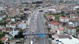 Işıklı kavşaklara bayram düzenlemesi