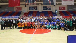 İşitme Engelliler Türkiye Voleybol Şampiyonası Karabükte sona erdi