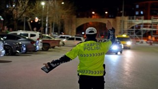 Ispartada asayiş ve trafik denetiminde 7 araç sürücüsüne ceza