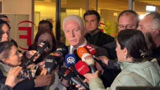İstanbul Valisi Davut Gül, ameliyata alınan Sırrı Süreyya Önderin durumu hakkında açıklamada bulundu