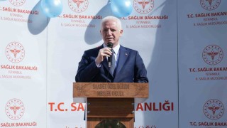 İstanbul Valisi Gül, Masa Tenisi Otizm Farkındalık Turnuvasının açılışını yaptı