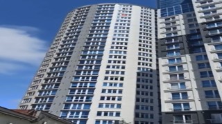 İstanbulda 6,2 büyüklüğündeki depremde rezidans böyle sallandı