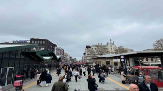 İstanbulda boykot çağrısı karşılık bulmadı: AVM ve restoranlarda yoğunluk dikkat çekti