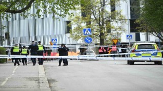 İsveçteki silahlı saldırıyla ilgili cinayet soruşturması başlatıldı
