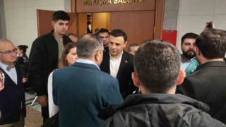 İzinsiz yürüyüşlere katılarak provokatif paylaşım yaptıkları iddia edilen 90 sanığın yargılanmasına başlandı