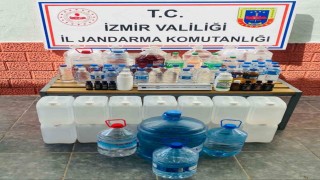 İzmirde kaçak alkol operasyonu: 8 bin 223 litre etil alkol ele geçirildi