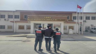 Jandarma takip etti ‘Sanal Hırsız Kuşadasında yakalandı