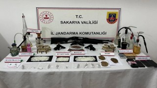 Jandarmadan uyuşturucu ve silah kaçakçılığı operasyonu: 2 tutuklama